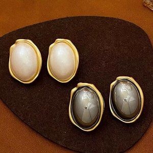 Small fragrance light luxury pearl earrings